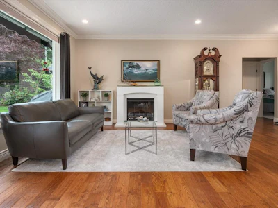 3936 Creekside Drive - 2