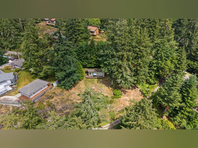 781 Cliff Road, Quadra Island, BC, V0P 1N0 - 32