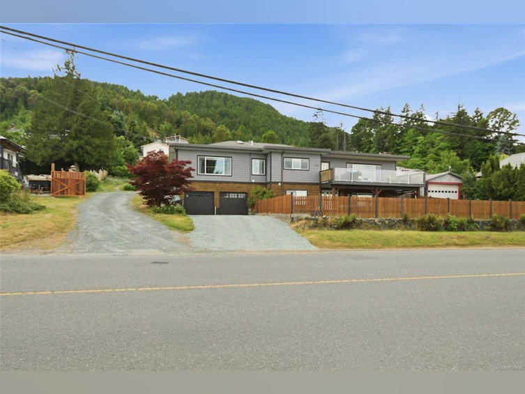 430 Davis Road, Ladysmith, BC, V9G 1V5