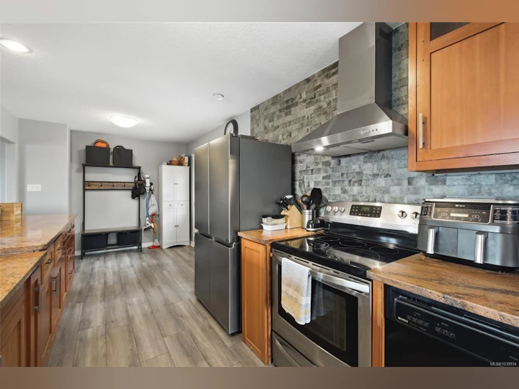 430 Davis Road, Ladysmith, BC, V9G 1V5 - 8