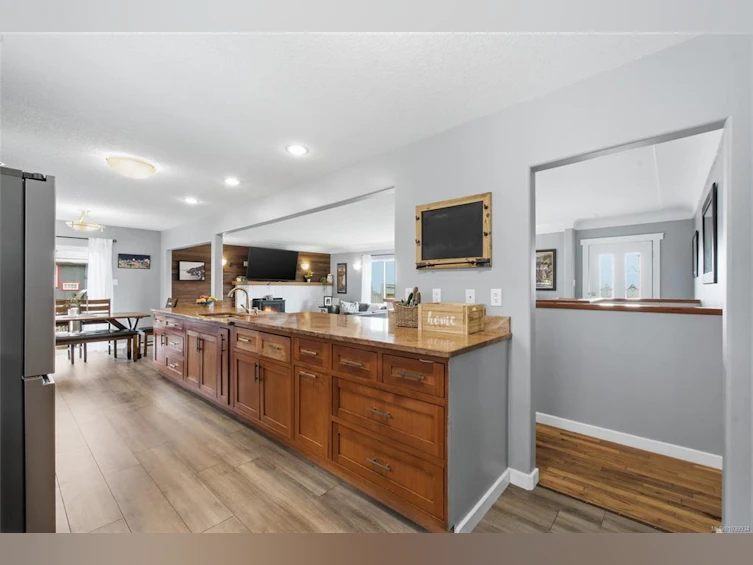 430 Davis Road, Ladysmith, BC, V9G 1V5 - 12