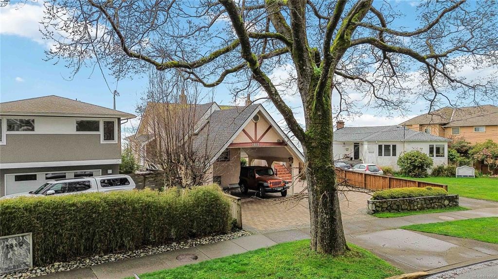 1811 Hollywood Crescent, Victoria, BC, V8S 1J2 - 55