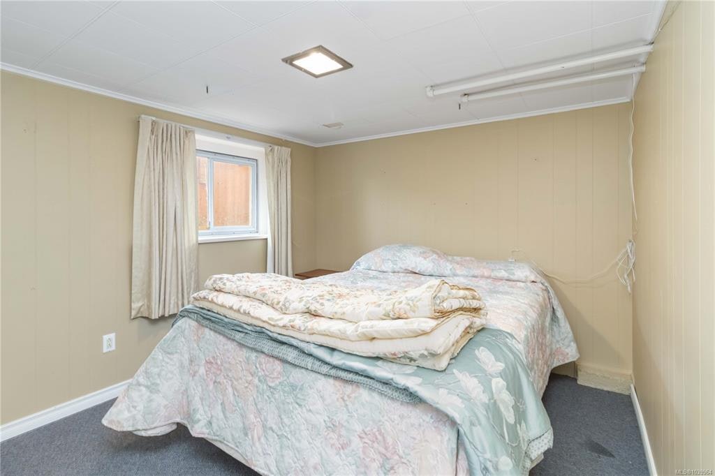 1811 Hollywood Crescent, Victoria, BC, V8S 1J2 - 36