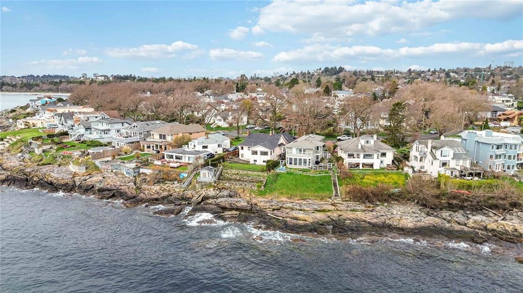 1811 Hollywood Crescent, Victoria, BC, V8S 1J2 - 58