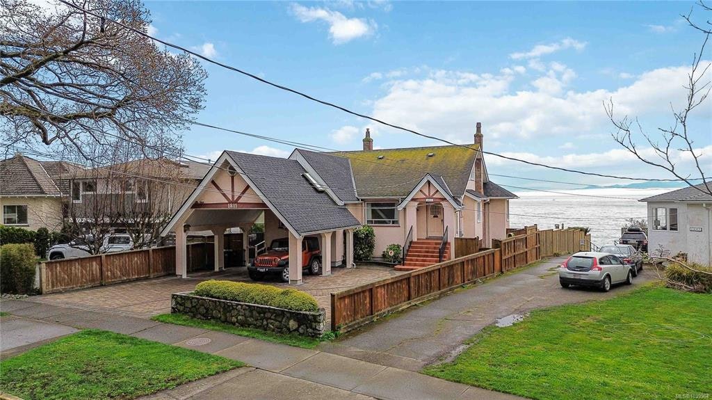 1811 Hollywood Crescent, Victoria, BC, V8S 1J2 - 54