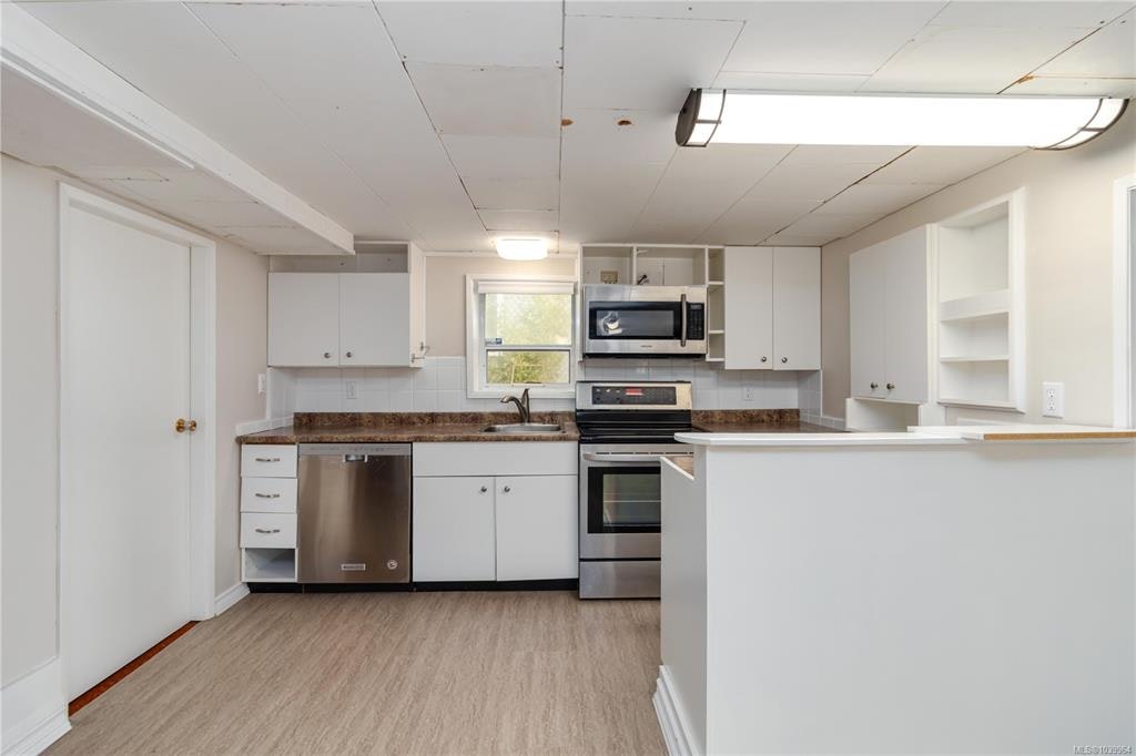 1811 Hollywood Crescent, Victoria, BC, V8S 1J2 - 44
