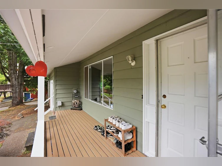 358 Aldous Road, Qualicum Beach, BC, V0N 1G0 - 13