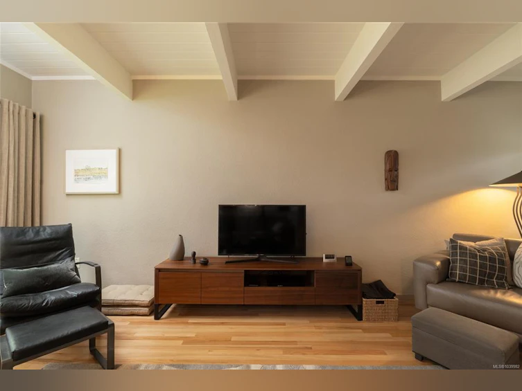 1286 Pike Street, Saanich, BC, V8P 1W3 - 6