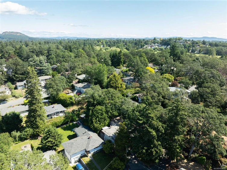 1286 Pike Street, Saanich, BC, V8P 1W3 - 39