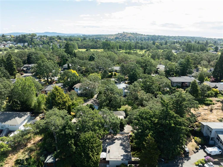 1286 Pike Street, Saanich, BC, V8P 1W3 - 36