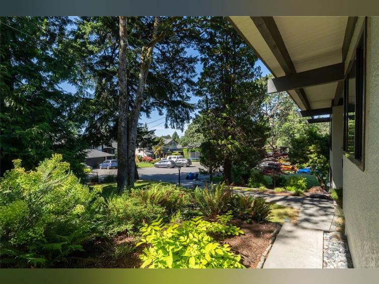 1286 Pike Street, Saanich, BC, V8P 1W3 - 29