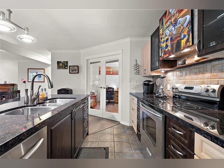 A-6599 Central Saanich Road, Central Saanich, BC, V8Z 5V1 - 22