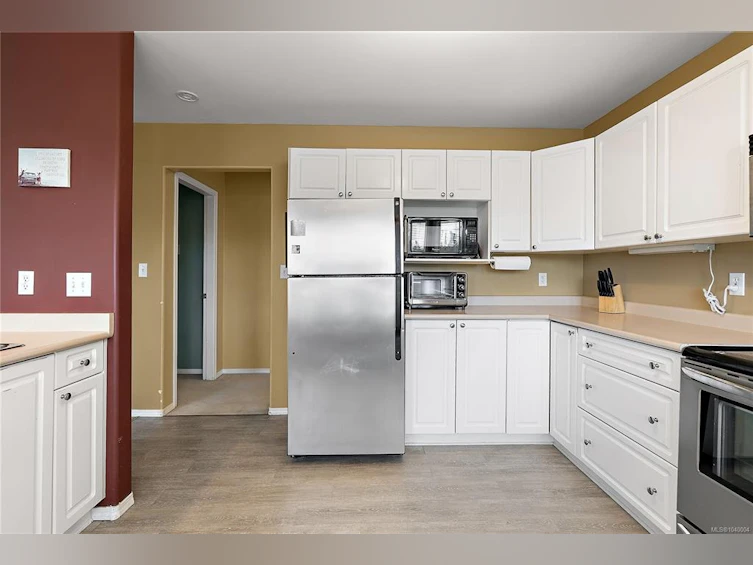 A-6599 Central Saanich Road, Central Saanich, BC, V8Z 5V1 - 5