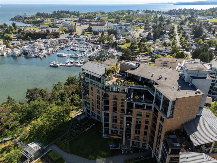 106-847 Dunsmuir Road, Esquimalt, BC, V9A 0A5 - 2