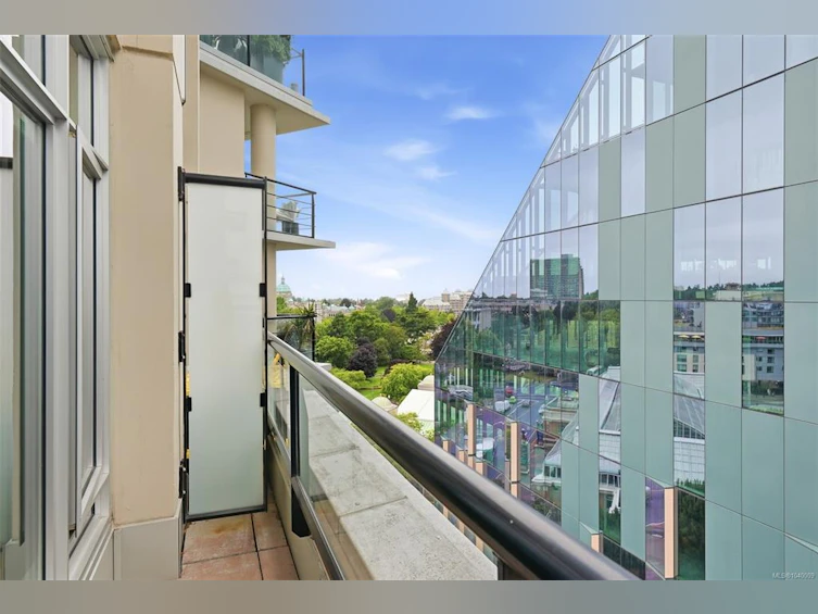 N1003-737 Humboldt Street, Victoria, BC, V8W 1B1 - 17