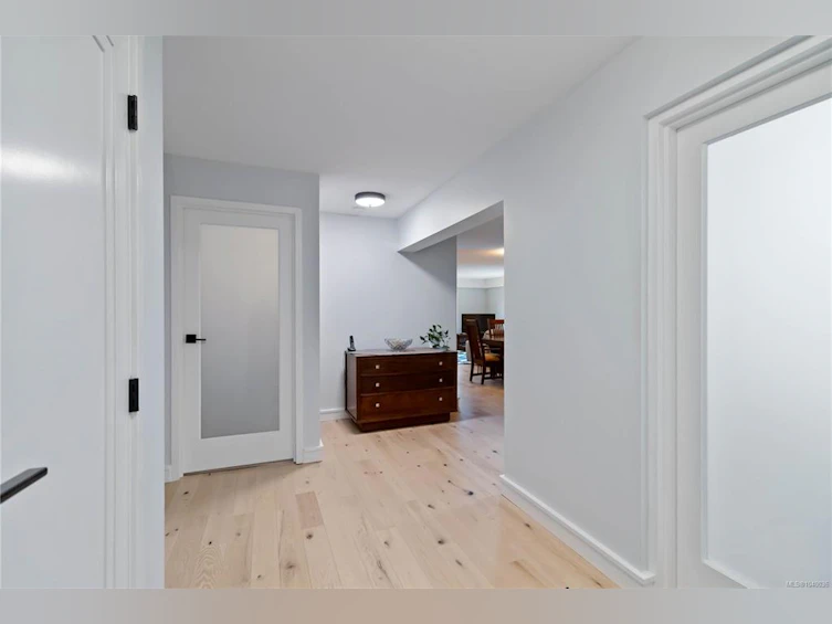 501-2920 Cook Street, Victoria, BC, V8T 3S7 - 5