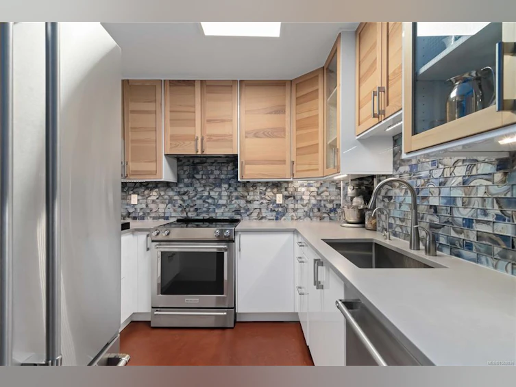 501-2920 Cook Street, Victoria, BC, V8T 3S7 - 15