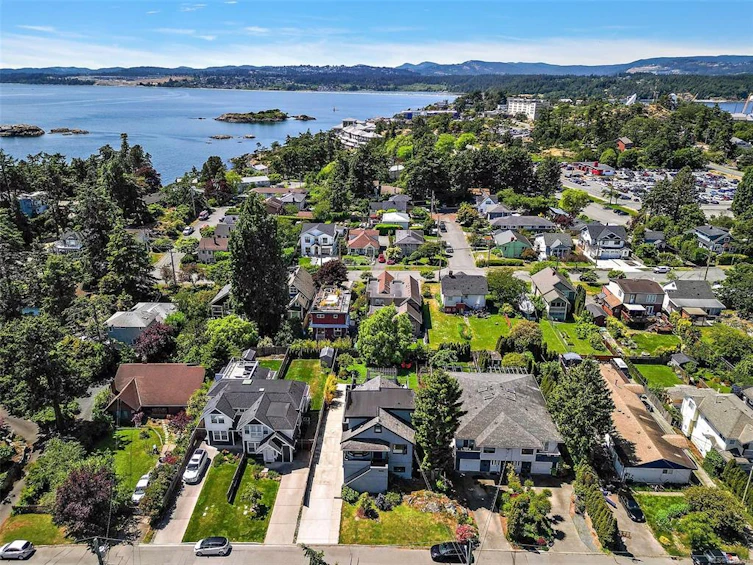 474 Foster Street, Esquimalt, BC, V9A 6R7 - 42