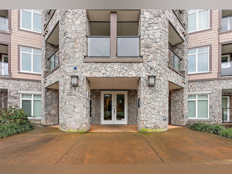 419-1395 Bear Mountain Pkwy, Langford, BC, V9B 0E1 - 4