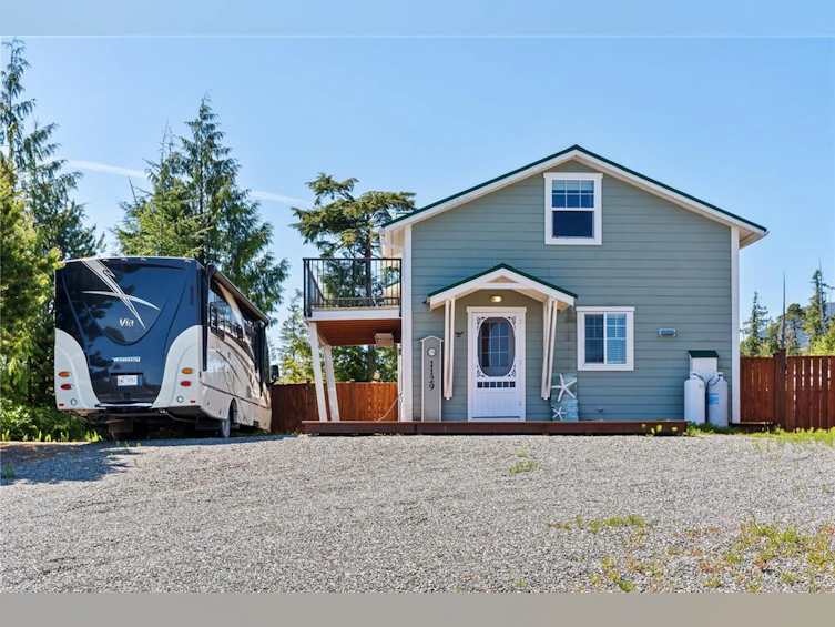 1129 Fifth Avenue, Port Alberni, BC, V0R 3A0 - 3