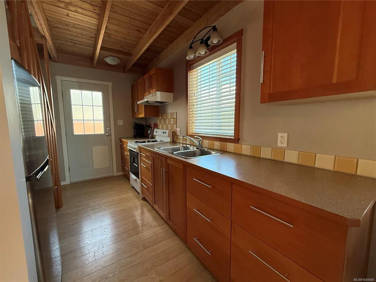 1129 Fifth Avenue, Port Alberni, BC, V0R 3A0 - 5
