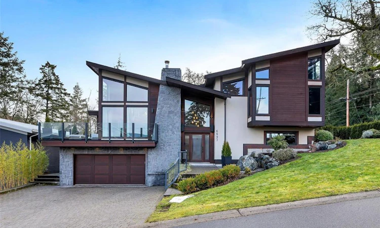 6897 Mckenna Court