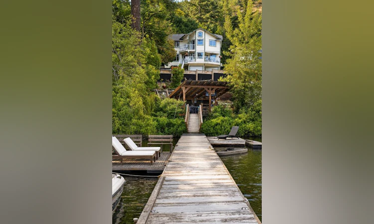 2221 Shawnigan Lake Road