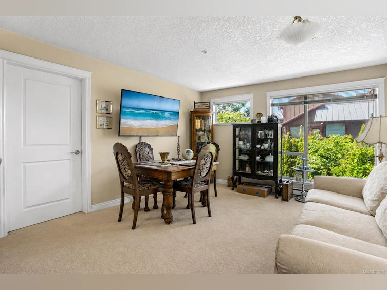 204-4536 Viewmont Avenue, Saanich, BC, V8Z 5L2 - 9