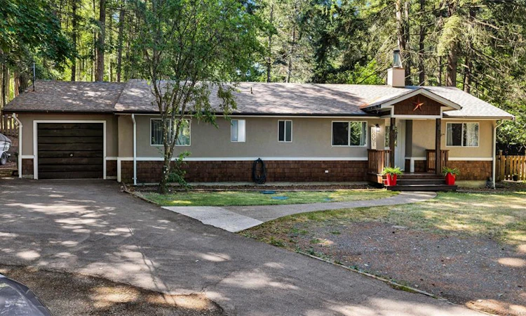 1290 Mckenzie Drive