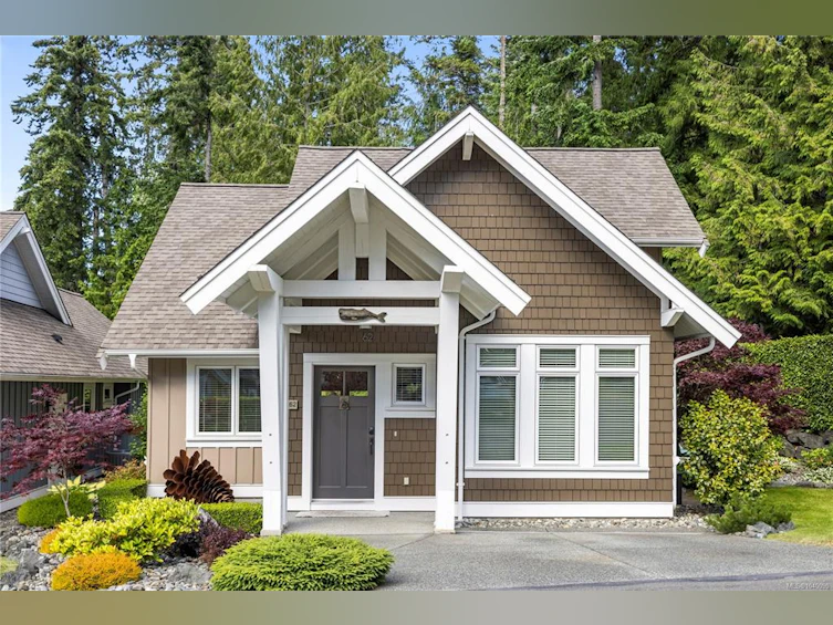 62-5251 W Island Highway, Qualicum Beach, BC, V9K 1S8