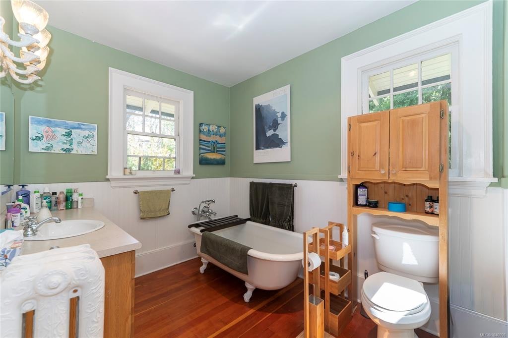 1377 Rockland Avenue, Victoria, BC, V8S 1V7 - 54