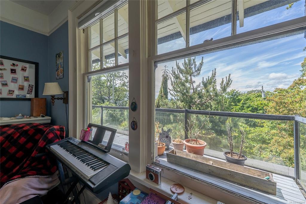 1377 Rockland Avenue, Victoria, BC, V8S 1V7 - 53