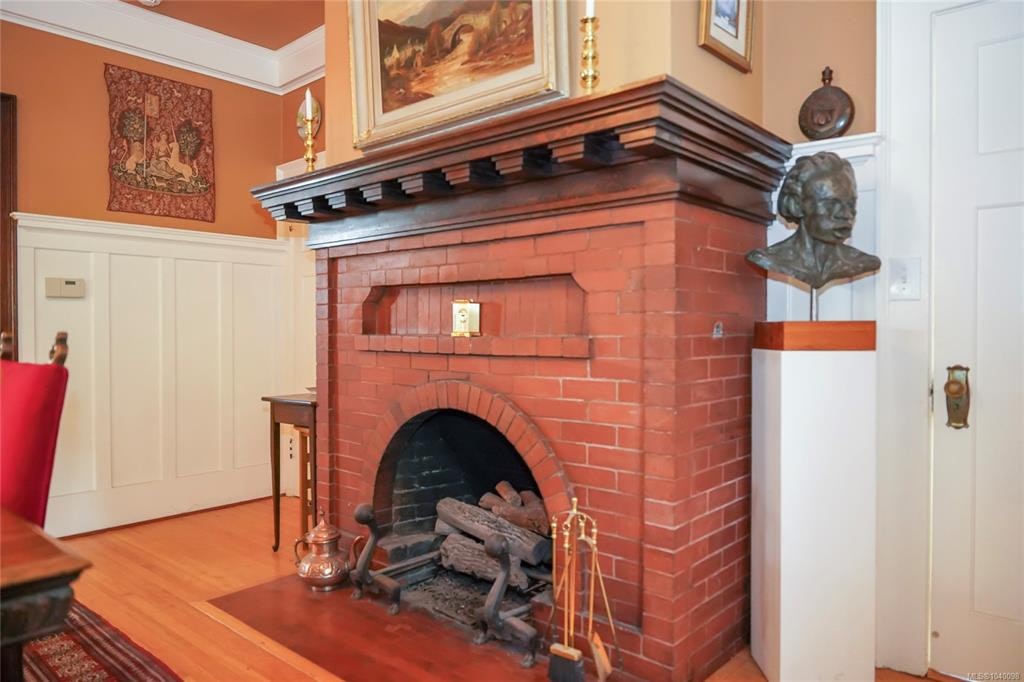 1377 Rockland Avenue, Victoria, BC, V8S 1V7 - 25