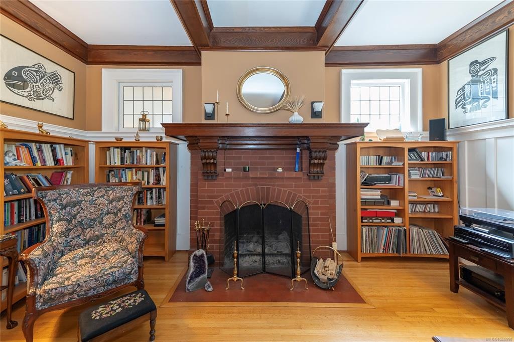 1377 Rockland Avenue, Victoria, BC, V8S 1V7 - 16
