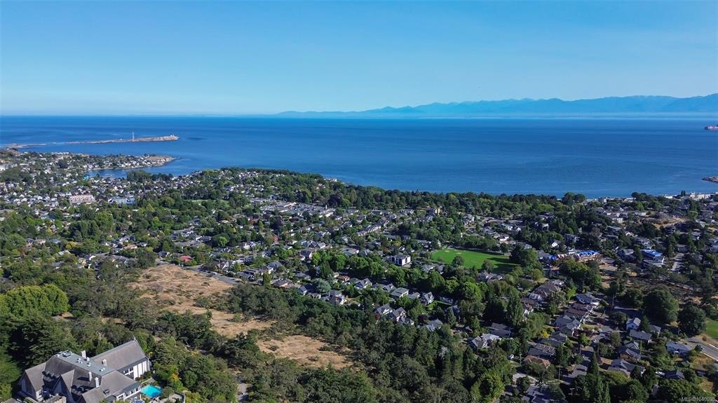 1377 Rockland Avenue, Victoria, BC, V8S 1V7 - 67