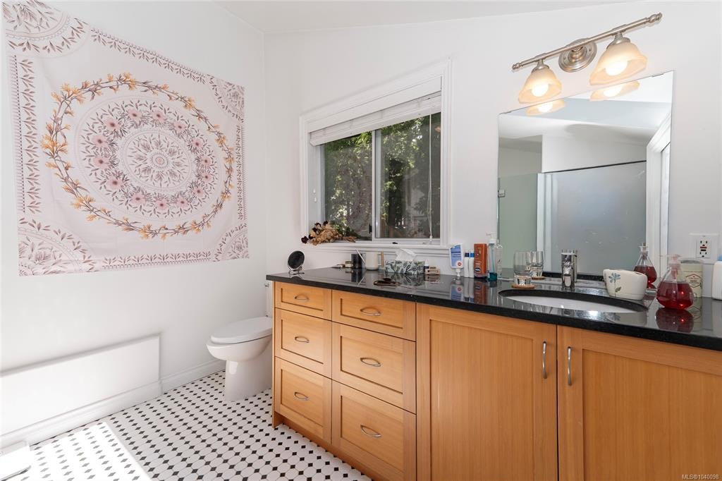 1377 Rockland Avenue, Victoria, BC, V8S 1V7 - 50