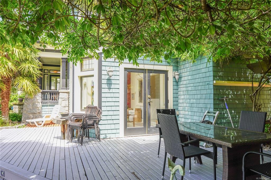 1377 Rockland Avenue, Victoria, BC, V8S 1V7 - 37