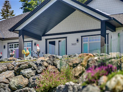 5623 Arvay Road - 4