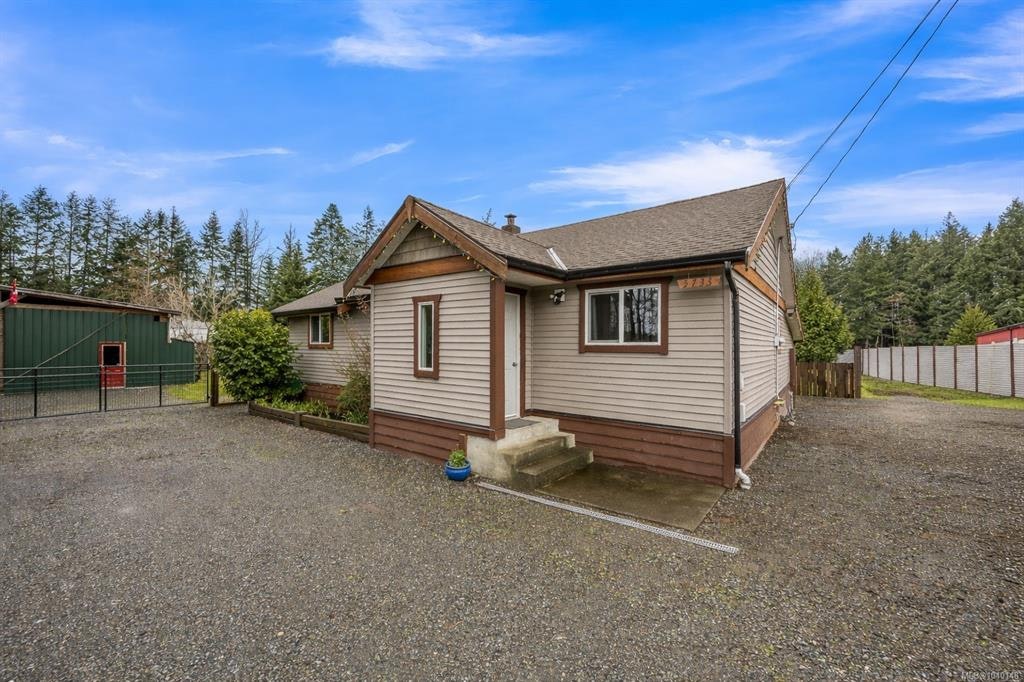 5733 N Island Highway, Courtenay, BC, V9J 1T3