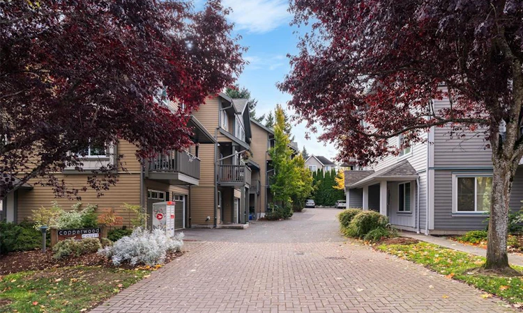 3-1405 Mallek Crescent