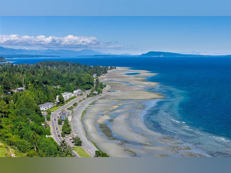 323 W Hoylake Road, Qualicum Beach, BC, V9K 1K5 - 86