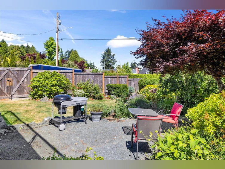323 W Hoylake Road, Qualicum Beach, BC, V9K 1K5 - 74