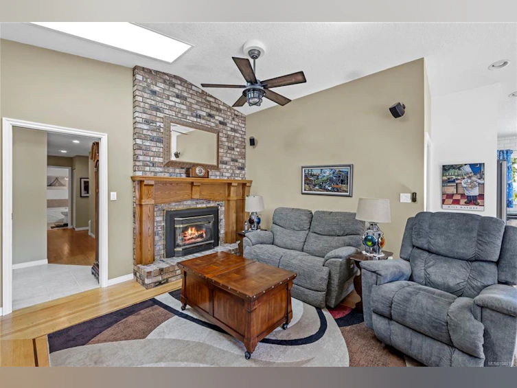 323 W Hoylake Road, Qualicum Beach, BC, V9K 1K5 - 44
