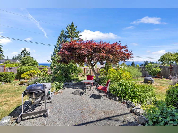323 W Hoylake Road, Qualicum Beach, BC, V9K 1K5 - 70