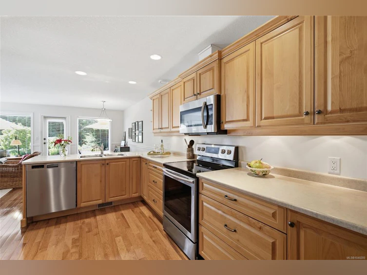 819 Mulholland Drive, French Creek, BC, V9P 2K5 - 19