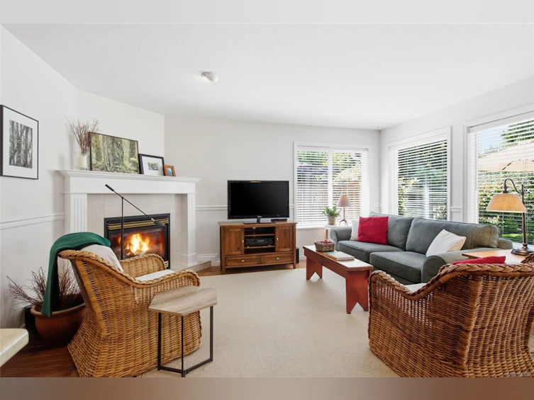 819 Mulholland Drive, French Creek, BC, V9P 2K5 - 4