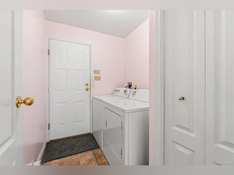1095 Pepper Place, French Creek, BC, V9P 1Z5 - 10