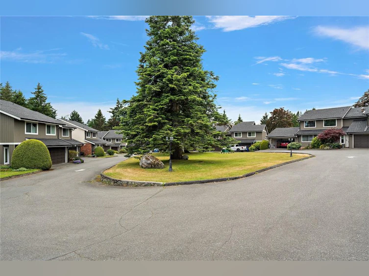 8-1950 Cultra Avenue, Central Saanich, BC, V8M 1Y9 - 18