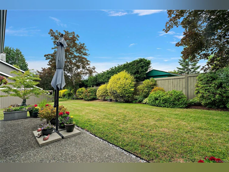 8-1950 Cultra Avenue, Central Saanich, BC, V8M 1Y9 - 5