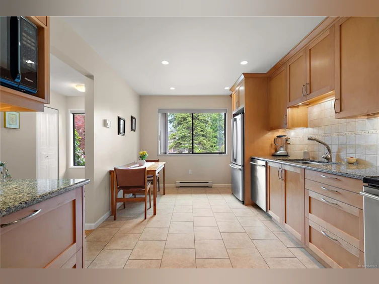 8-1950 Cultra Avenue, Central Saanich, BC, V8M 1Y9 - 15